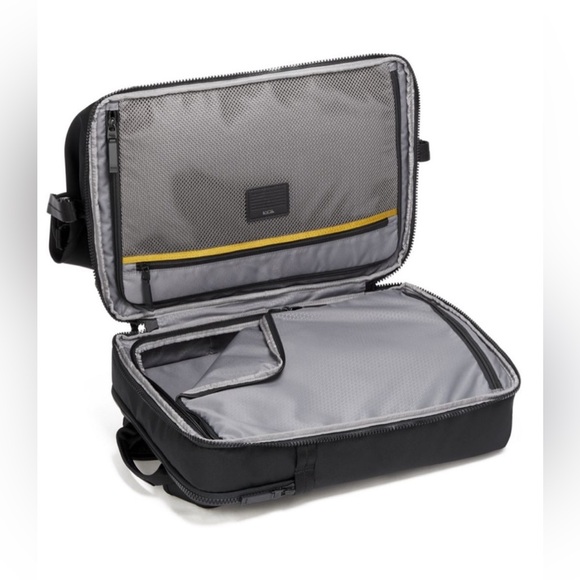 TUMI TAHOE View Splitpack Backpack Duffle NWT Black - Picture 5 of 13